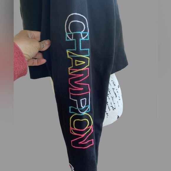 Champion Cropped Hoodie Sweatshirt Women Sz Med EUC - Picture 6 of 7